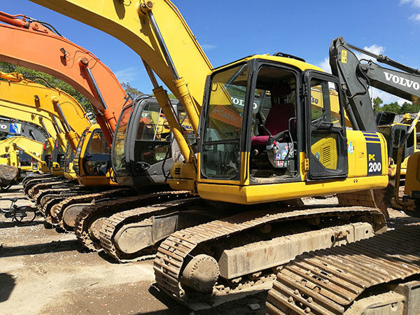 używany komatsu pc 200-8 grabarz pełzający/ oryginalny komatsu excavator PC 200, tani komatsu PC200