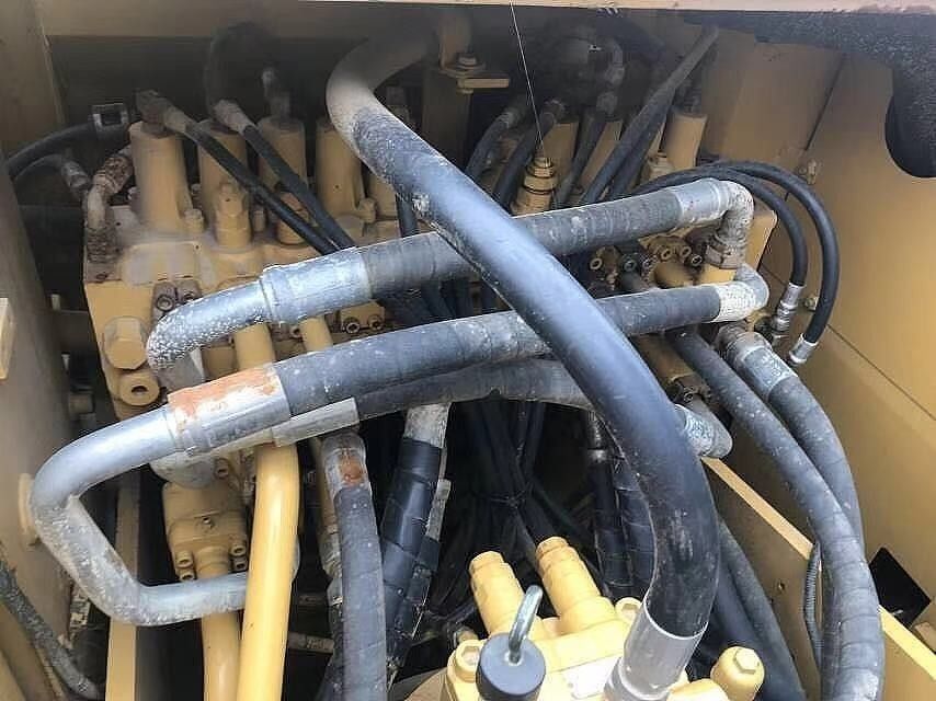 Sprzedawana maszyna CAT323 w dobrym stanie,w dobrej cenie