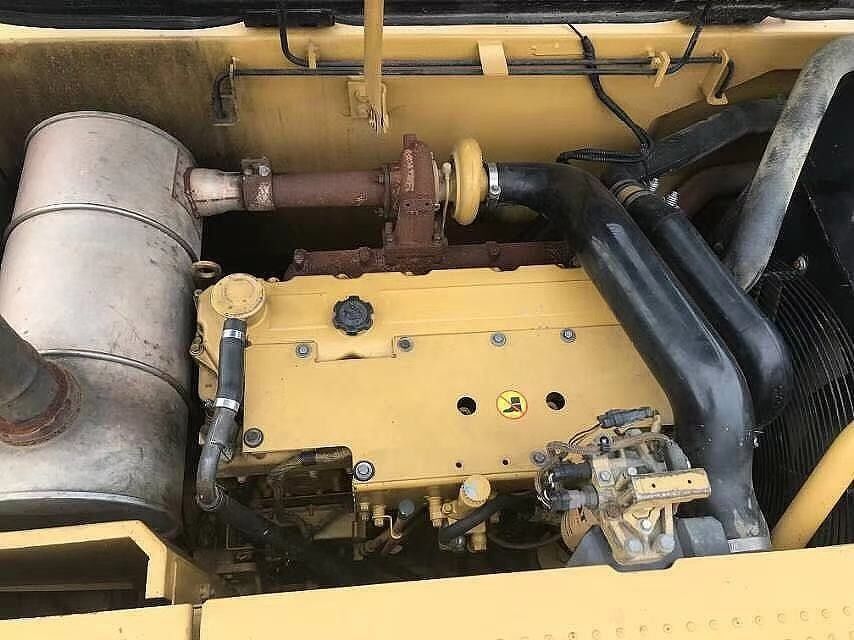 Sprzedawana maszyna CAT323 w dobrym stanie,w dobrej cenie