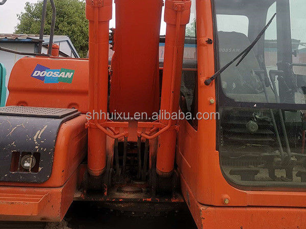 Sprzedaż używanej koparki DOOSAN DX150 z niską ceną