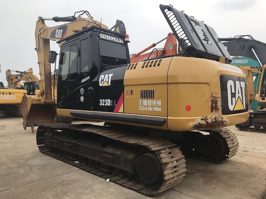 Sprzedawana maszyna CAT323 w dobrym stanie,w dobrej cenie