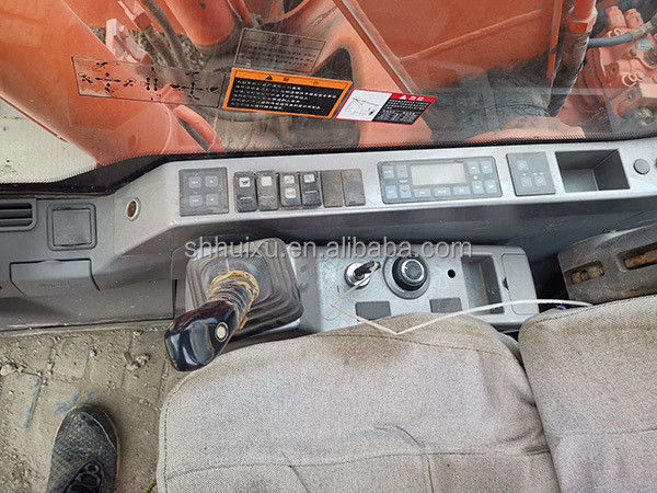 Sprzedaż używanej koparki DOOSAN DX150 z niską ceną