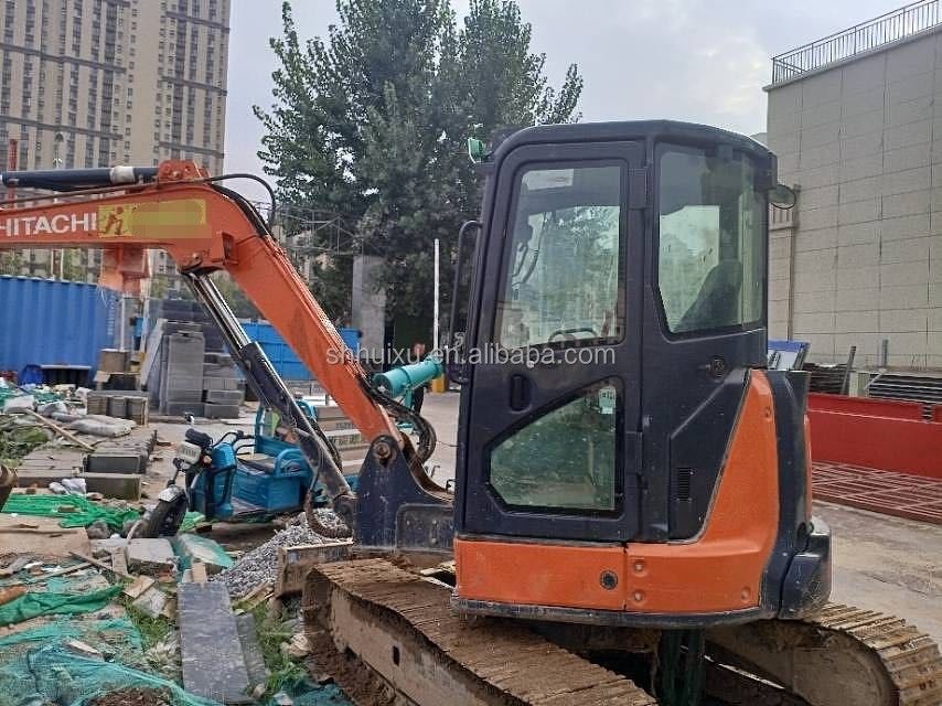 Hitachi w magazynie używany Hitachi EX55 mini grabarz na sprzedaż używany Hitachi mini digger EX55 w dobrym stanie