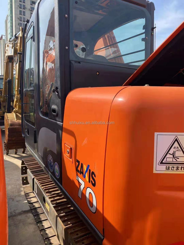 Hitachi w magazynie Stosowany mini koparz Japoński HITACHI 70 na sprzedaż/W drugiej ręce Mały Excavator Crawler w dobrym stanie HITACHI 70