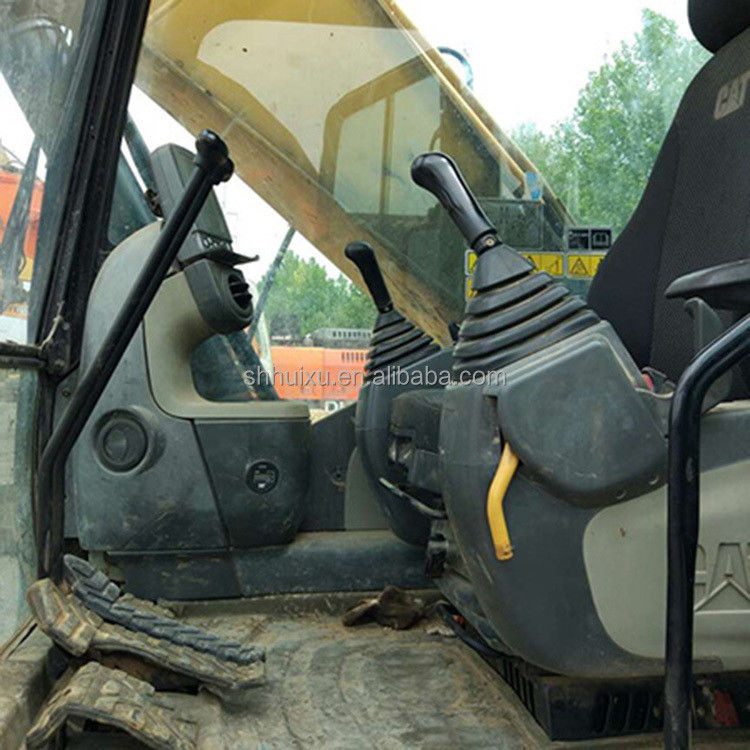 Stosowany grabarz Caterpillar 320dl/ Stosowany grabarz CAT320 w dobrym stanie do sprzedaży Caterpillar w magazynie