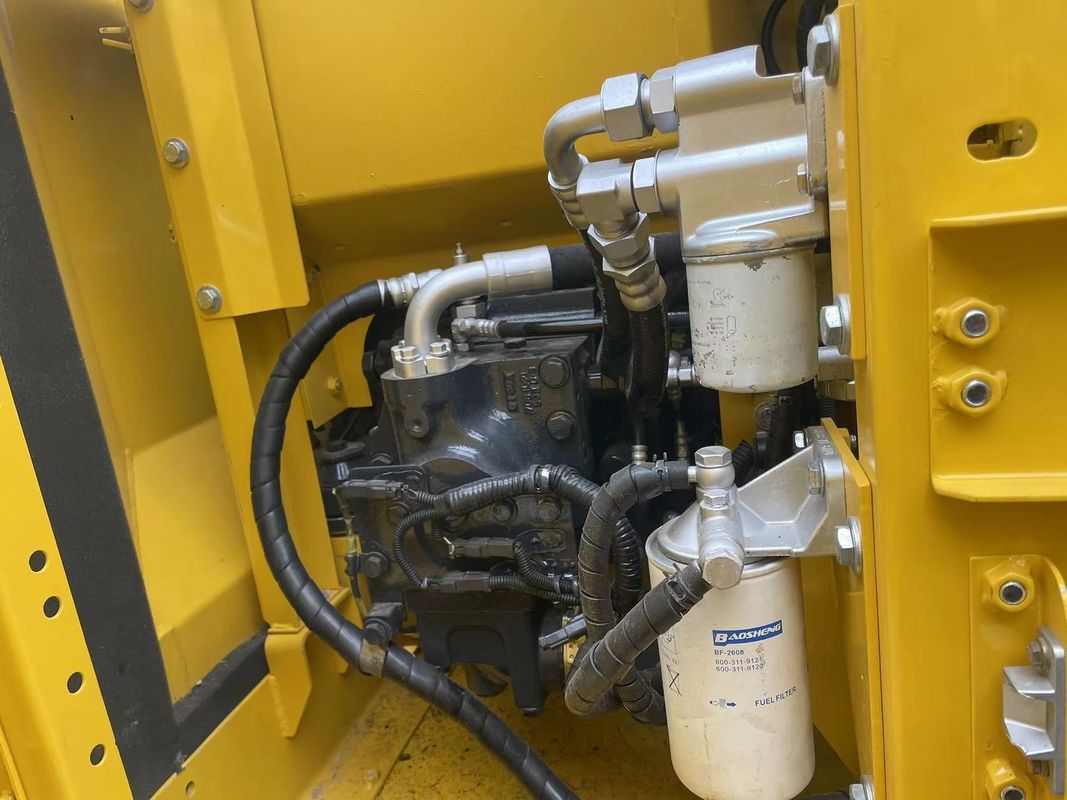 Wysokiej jakości oryginalny Ekskawator Japonii Komatsu PC130 w dobrym stanie i niska cena na sprzedaż