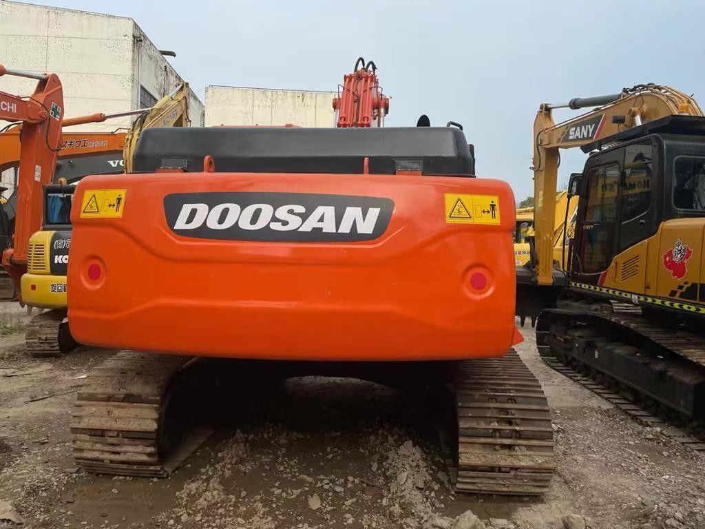 używana koparka Doosan DX300 używana koparka Doosan DX300LC DX225 DH225 w dobrym stanie z niską ceną