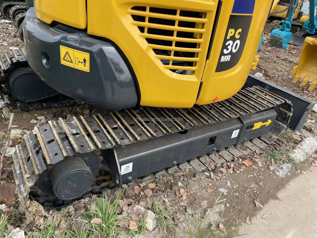 Stosowany hydrauliczny grabarz komatsu30, używany grabarz KOMATSU30 dobrej jakości z niską ceną na sprzedaż