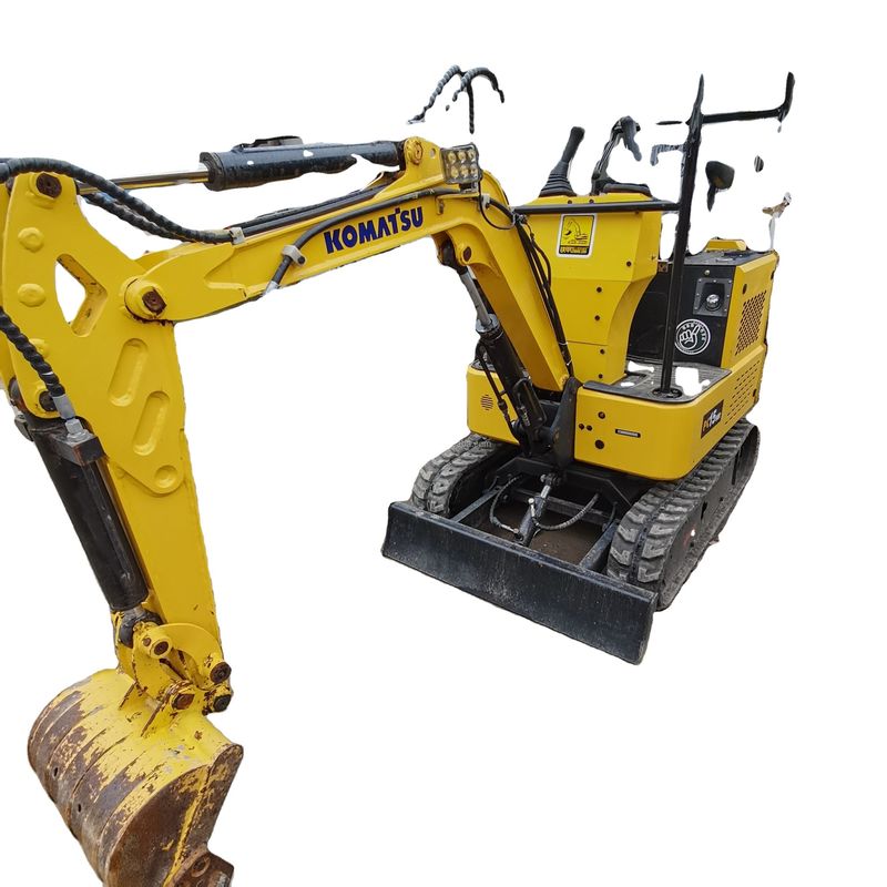 Komatsu KOMATSU PC15 używany hydrauliczny grabarz żeglarski pochodzenia japońskiego Tania cena używany mini grabarz Ładna jakość Komatsu Excavator