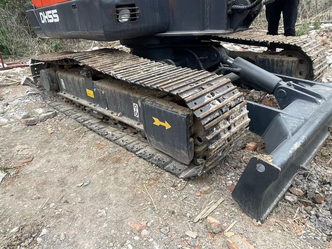 Stosowane maszyny inżynieryjne i budowlane Doosan 55 używana koparka na sprzedaż koparka używana sprzedaż