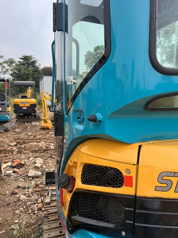 niskie godziny pracy używany bagator kobelco 135 w sprzedaży używany bagator kobelco w magazynie używany bagator kobelco