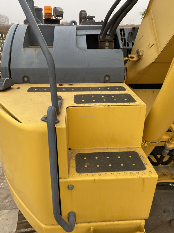 Komatsu Stosowana maszyna do kopania KOMATSU PC228US Japonia pochodzenie/W drugiej ręce hydrauliczny grabarz pełzający dobrej jakości Komatsu Grabarz