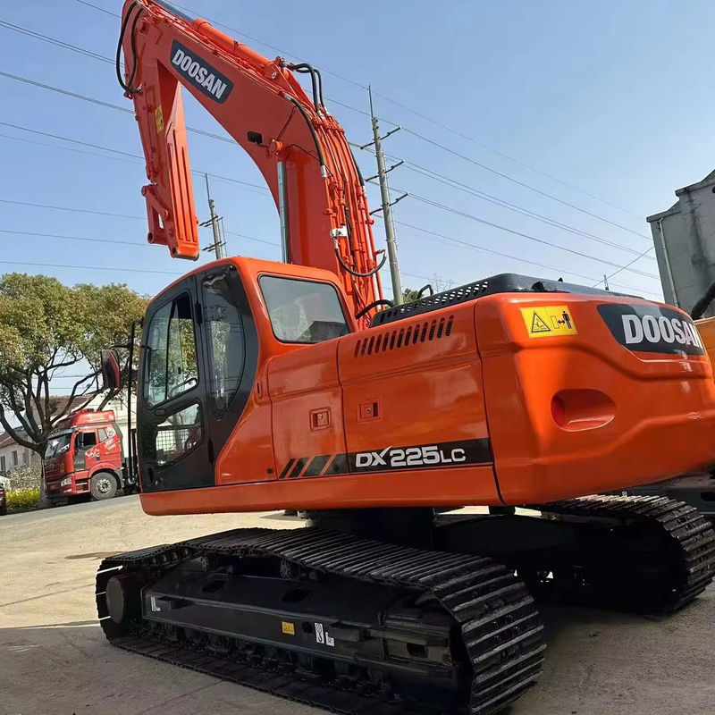Pierwotna farba i stan używane koparki Doosan DX225LC Na sprzedaż
