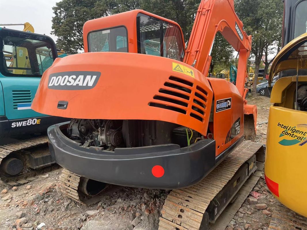 używany grabarz/ najlepsza jakość używany doosan75 pochodzenia koreańskiego używany mini digger Doosan75