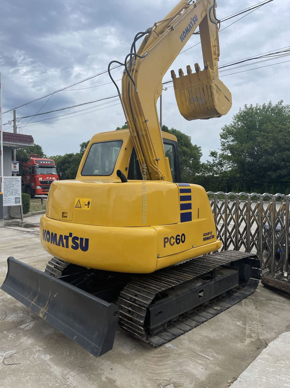Koparka żeglarska Komatsu PC60 6 ton używany hydrauliczny wysokiej jakości/drużyny mini koparka Komatsu PC60 Japonia pochodzenie tania cena Komatsu Koparka