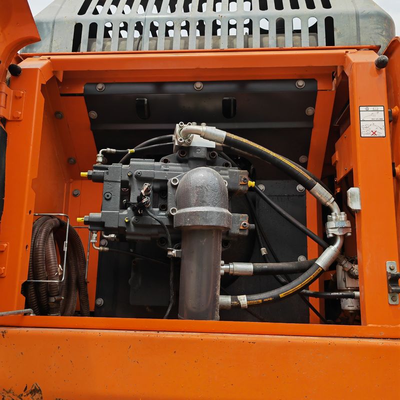 Doskonała jakość Wyposażony hydrauliczny grabarz DOOSAN DH500/używany doosan dh 500 w sprzedaży