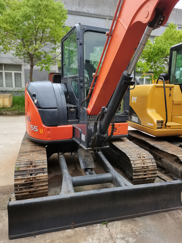 Hitachi w magazynie Doskonała jakość Hitachi ZX55U W drugiej ręce hydrauliczny grabarz/używany mini grabarz Hitachi ZX55U Tania cena