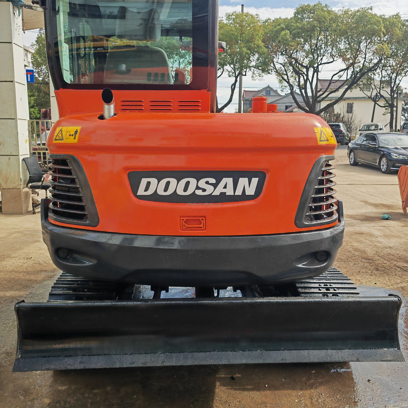 6 ton Mini rozmiar używany grabarz używany Doosan Dx60 6000KG 0,21m3 pojemność wiadra