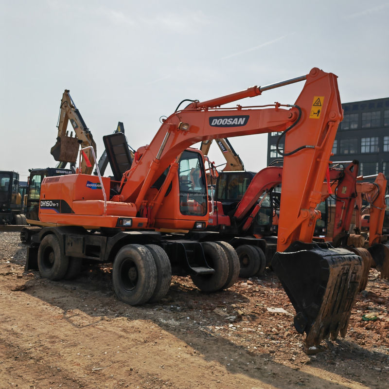 90 Nowy koparz na kółkach używany DOOSAN DH150W-7 używany koparz na 4 koła