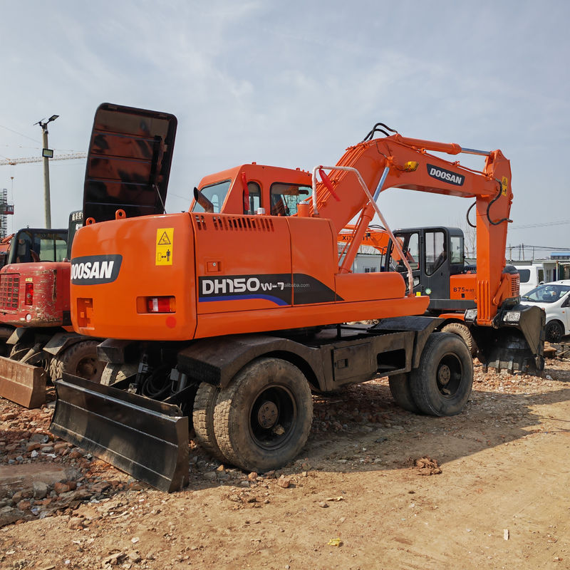 90 Nowy koparz na kółkach używany DOOSAN DH150W-7 używany koparz na 4 koła