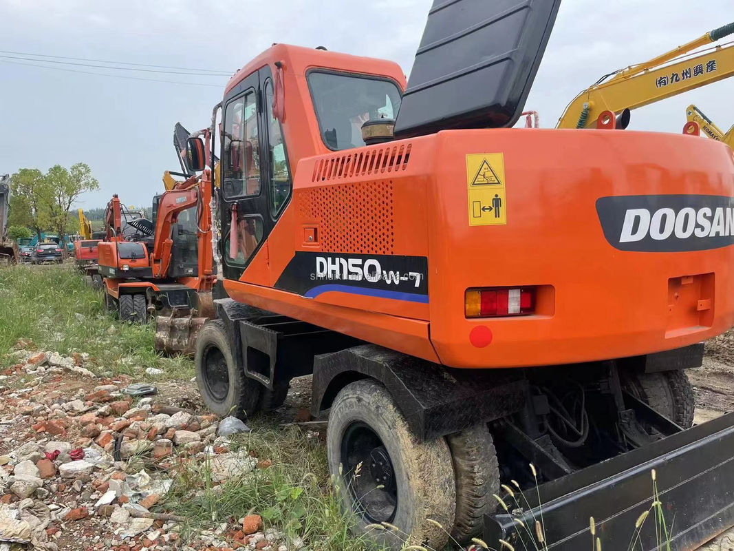 90 Nowy koparz na kółkach używany DOOSAN DH150W-7 używany koparz na 4 koła