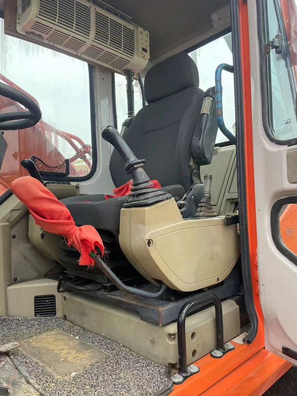 90 Nowy koparz na kółkach używany DOOSAN DH150W-7 używany koparz na 4 koła