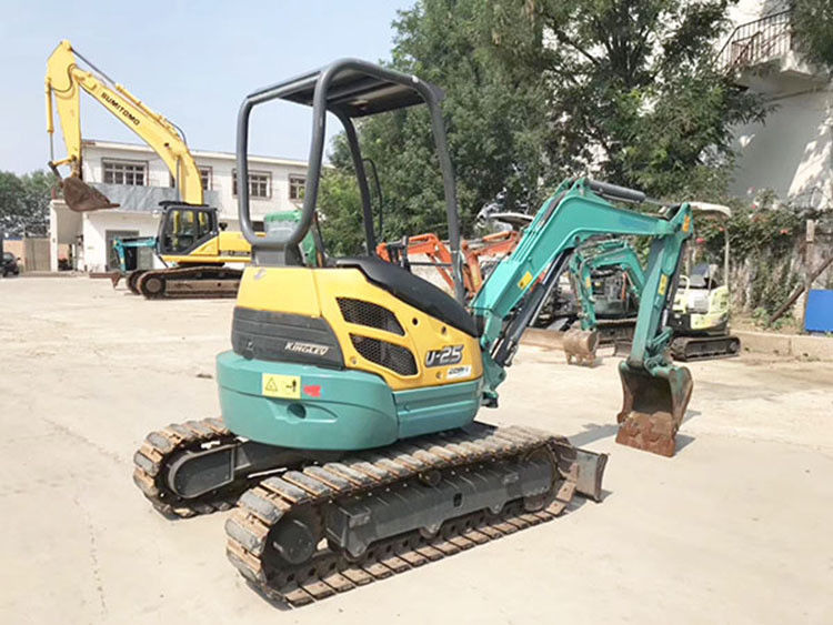Grabiarz żużlowy używany KUBOTA25 KXU25/ używany japoński silnik KUBOTA KX25 KX U25 25U
