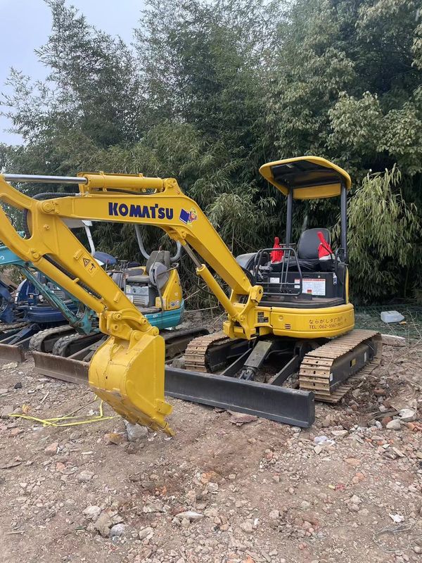 mini Japan Komatsu35 Używany bagator do użytku domowego w pomieszczeniach zamkniętych bagator 3,5tony używany bagator w Japonii