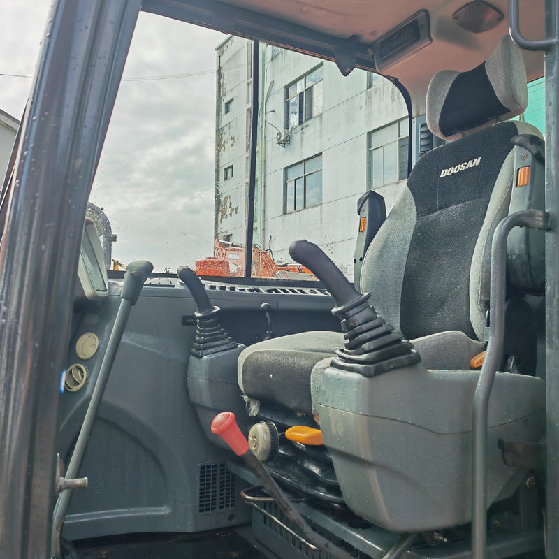 5.7 Ton Doosan DX 60 Dh60 Ekskawator z drugiej ręki Ekskawator używany