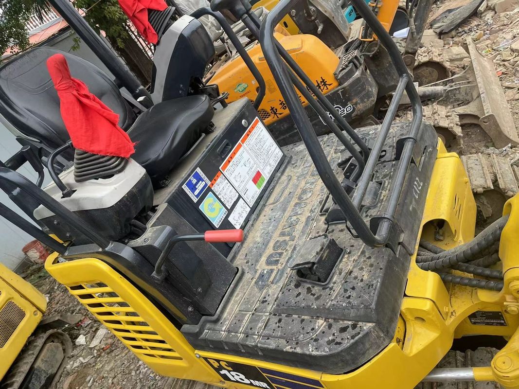 Stosowany mini grabarz Komatsu PC18 mały grabarz używane maszyny mini grabarz używany używany grabarz z drugiej ręki na sprzedaż