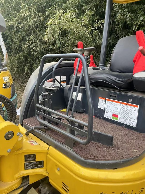 Stosowany mini grabarz Komatsu PC35 bez kabiny mały grabarz używane maszyny mini grabarz używany używany grabarz do sprzedaży