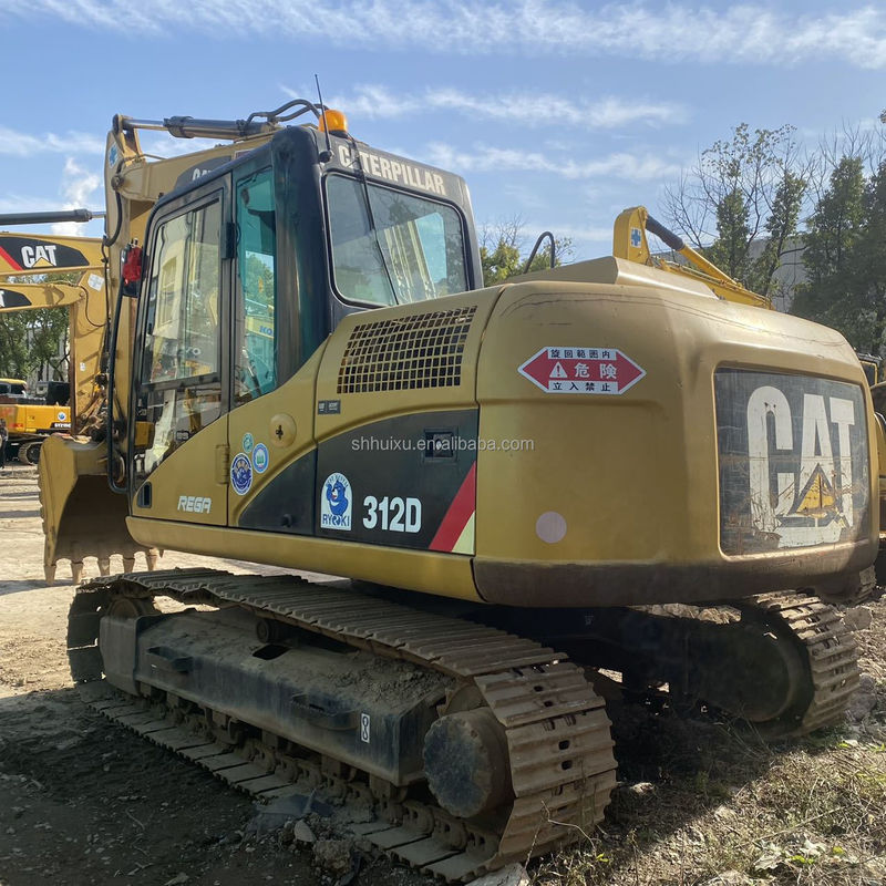 Wyposażone koparki CAT 312d, dobrej jakości.