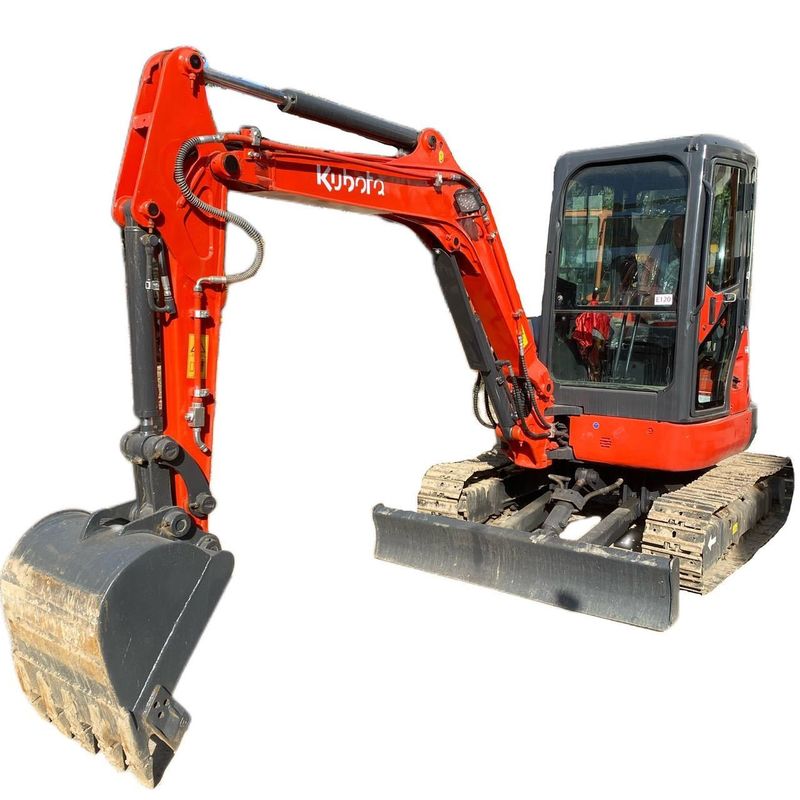 Sprzedaż używanej koparki Kubota40 w dobrym stanie