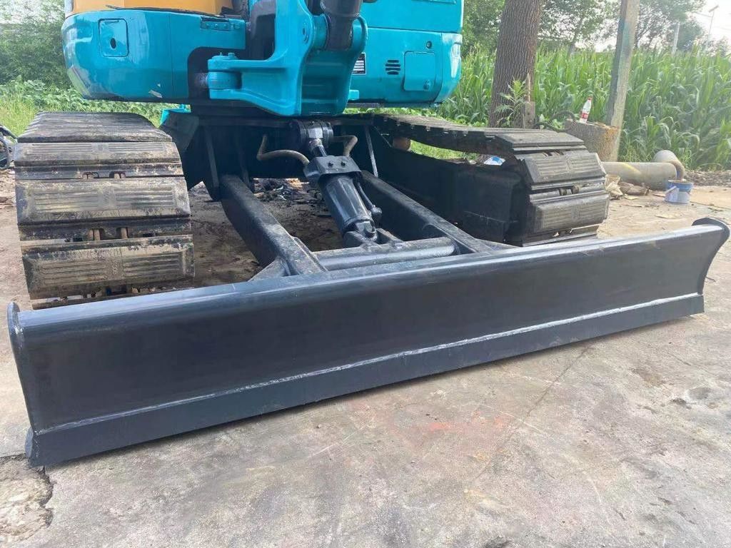 Sprzedawana używana koparka Kubota KX155 w dobrym stanie roboczym używana koparka kubota KX155 w dobrej cenie