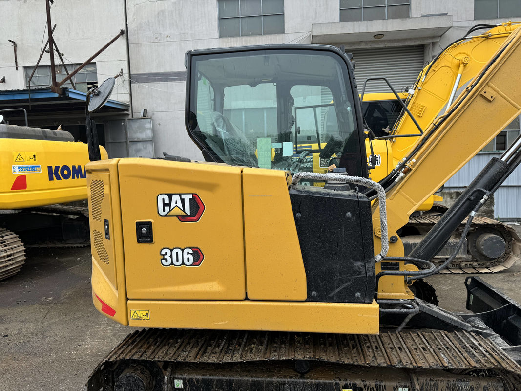Nowo przybyli 99% Grabarz wykopacz używany Caterpillar cat306 używany Japonia silnik cat 306 certyfikat EPA