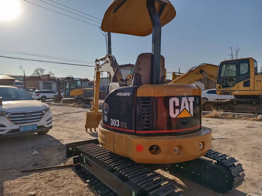 Używany mini grabarz CAT303 bez kierowcy kabiny ręczny koparz ziemi China mini koparz