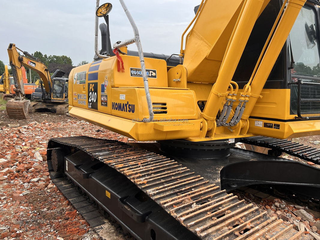 KOMATSU 240-8LC Ekskawator z drugiej ręki w dobrym stanie 24000KG Sklepy materiałów budowlanych