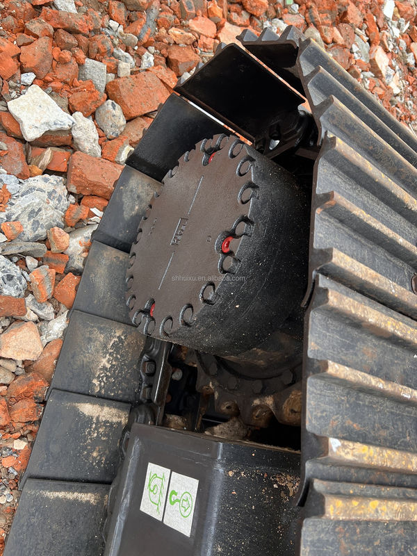 KOMATSU 240-8LC Ekskawator z drugiej ręki w dobrym stanie 24000KG Sklepy materiałów budowlanych