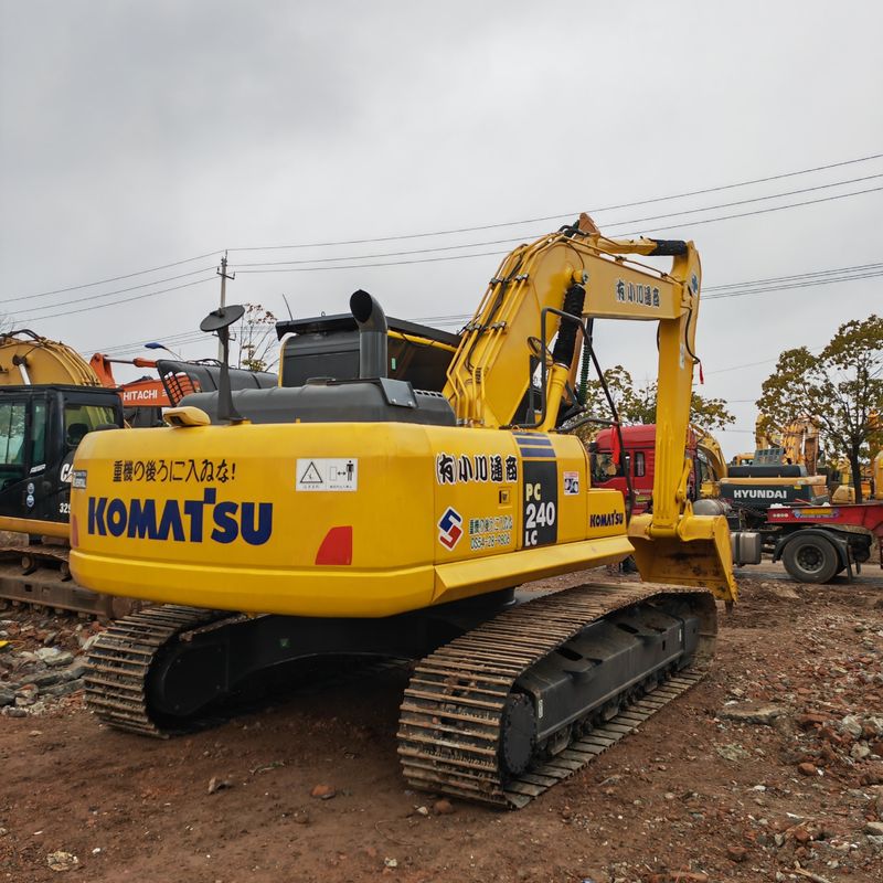 Ekskawator KOMATSU240-8LC wysokiej jakości CAVATOR KOMATSU PC240-8 niska cena w sprzedaży