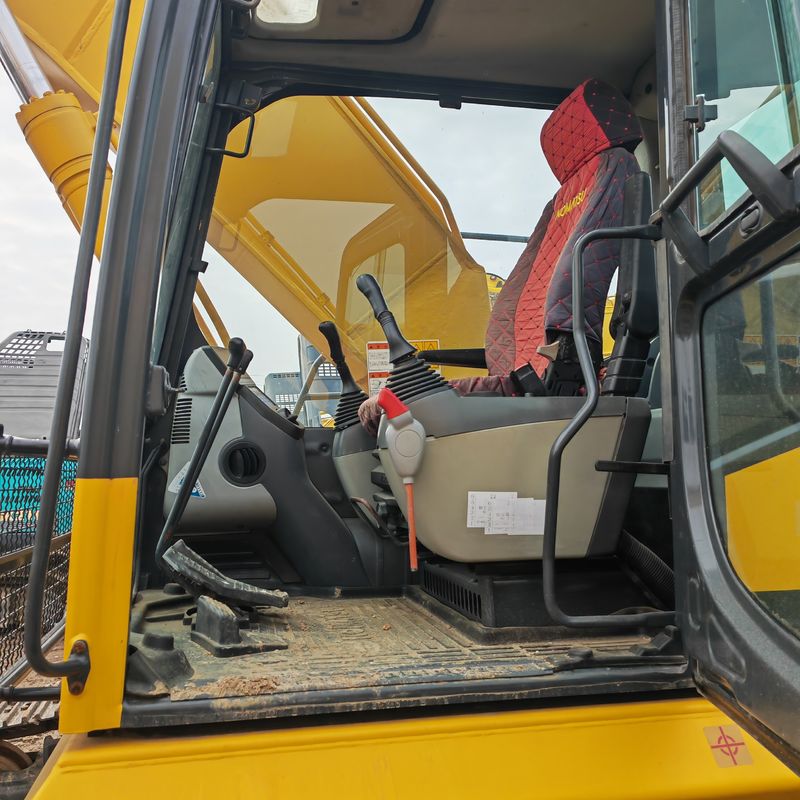 oryginalna farba używana koparka komatsu pc240-8/silny silnik używany komatsu pc240-8