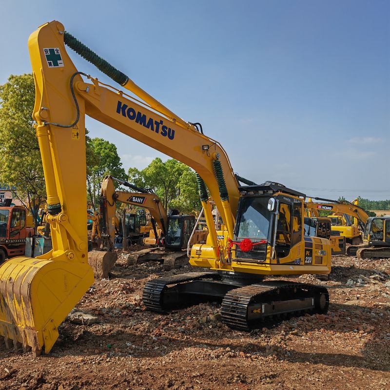 22 Tony Ekskawator używany Komatsu PC 220 8 używany Komatsu PC220 8