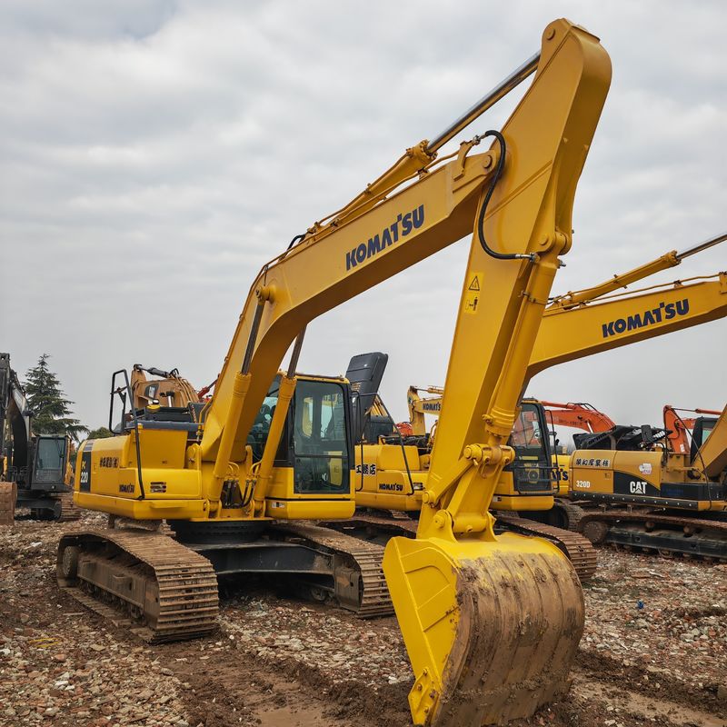 niskie godziny pracy najlepsza cena używany grabarz komatsu pc220-8 na sprzedaż