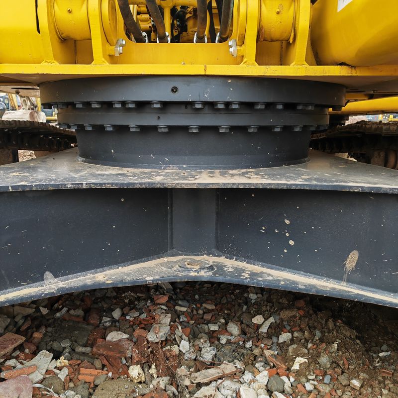 niskie godziny pracy najlepsza cena używany grabarz komatsu pc220-8 na sprzedaż