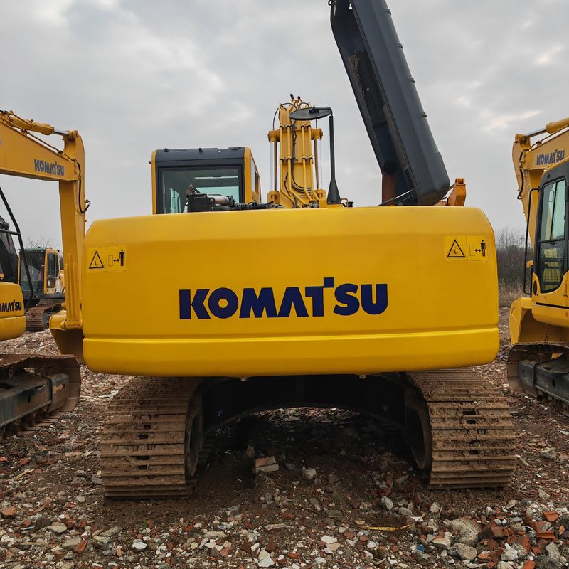 W magazynie duży używany koparz KOMATSU PC220-8/NOW ARRIVAL II HAND KOMATSU PC220-8