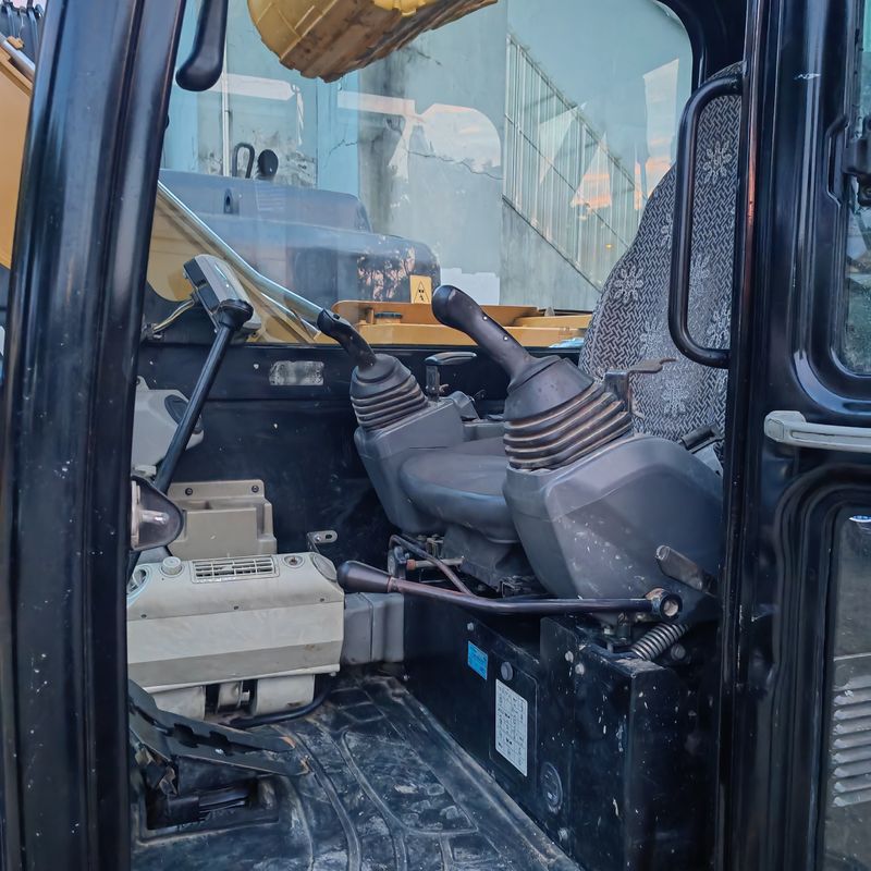 Kat używany grabarz gąsienica CAT308E 306E 305.5E/ infrastruktura maszyn budowlanych Posiada certyfikat EPA