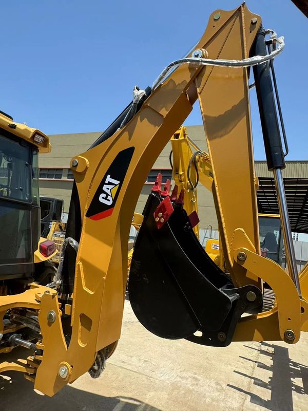 Używany grabarz Caterpillar CAT420F maszyna do malowania dróg/ używany japoński ciągnik maszyna drogowa silnik w dobrym stanie