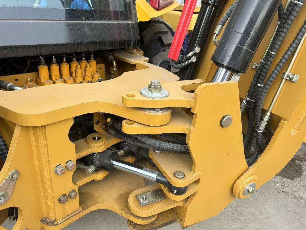 Używany grabarz Caterpillar CAT420F maszyna do malowania dróg/ używany japoński ciągnik maszyna drogowa silnik w dobrym stanie