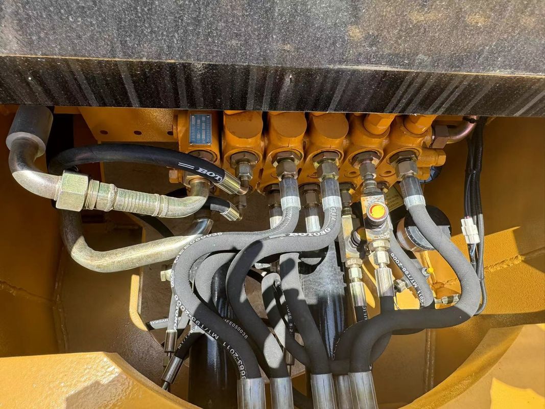 Używany ładowarka Caterpillar CAT420F ładowarka Cat 420f/ używany japoński silnik w dobrym stanie