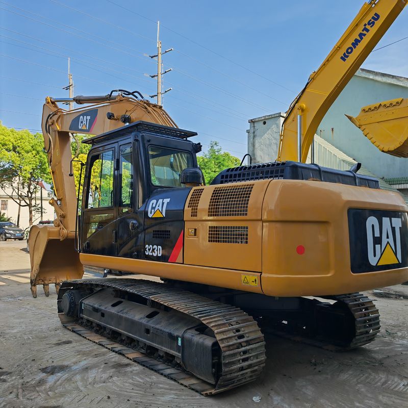 używany grabarz crawler cat 323d/dobrą jakość używany grabarz cat 323d