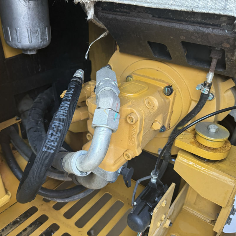 Wykorzystane grabiarki Wysokiej wydajności Mini Gąsienica Grabiarki Maszyny do przenoszenia ziemi Cat 305.5e2 Z kciukiem hydraulicznym